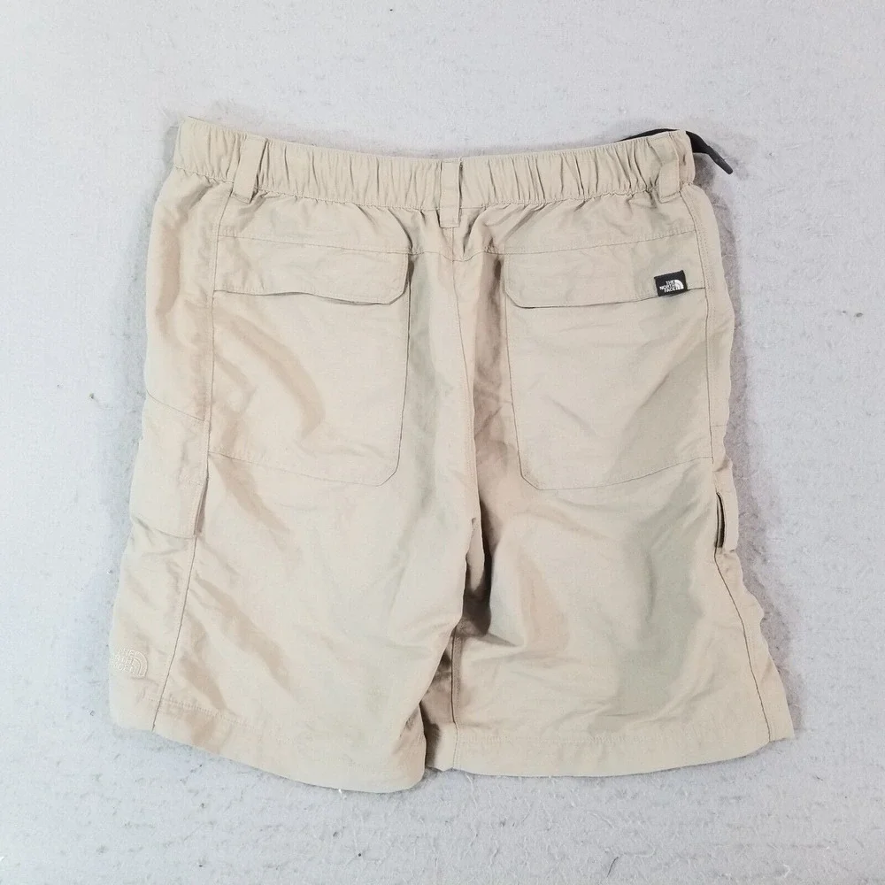 The North Face‎ cargo hiking shorts men's large beige Comfort waist outdoor